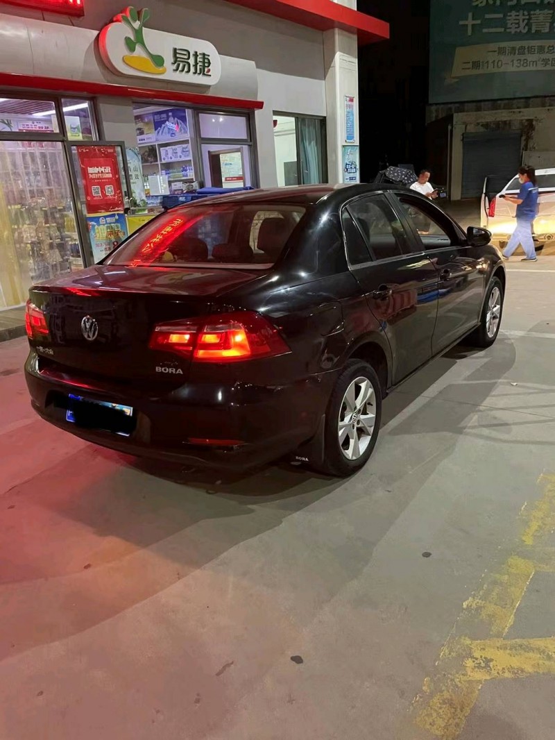 安慶16年大眾寶來8