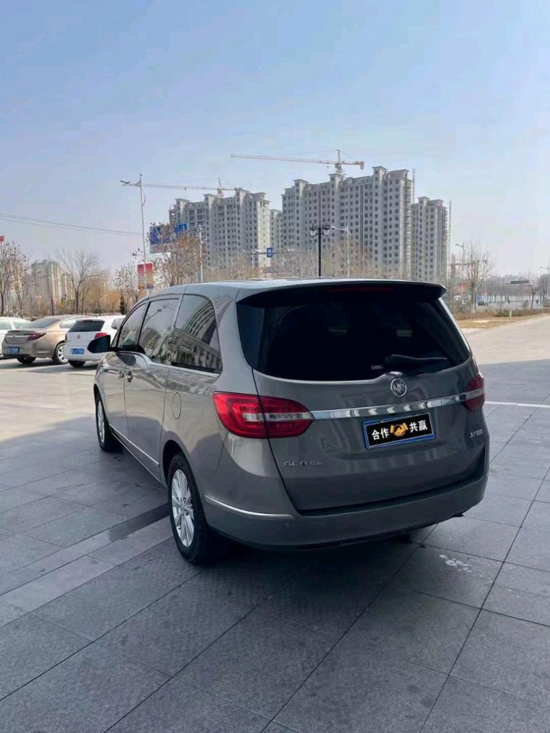 潍坊17年别克GL84