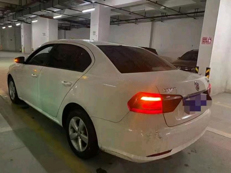 延安17年大眾朗逸5