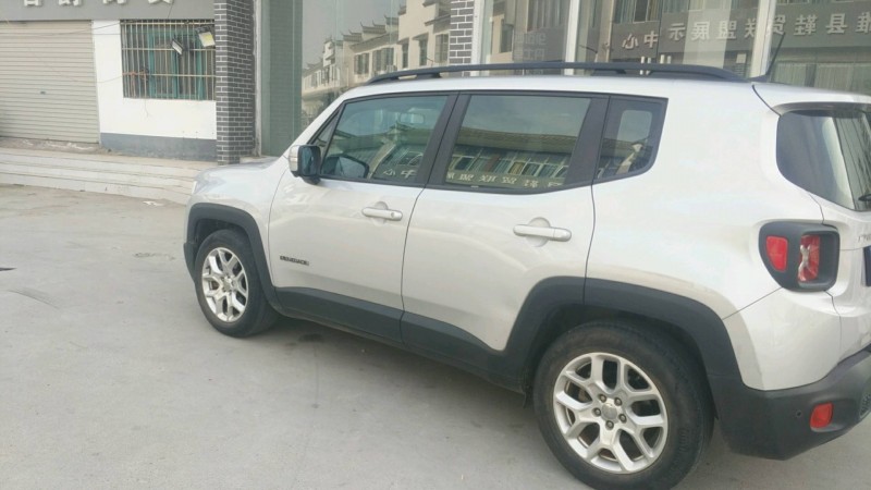 商丘17年Jeep自由俠3