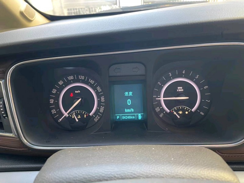 北京19年别克GL85