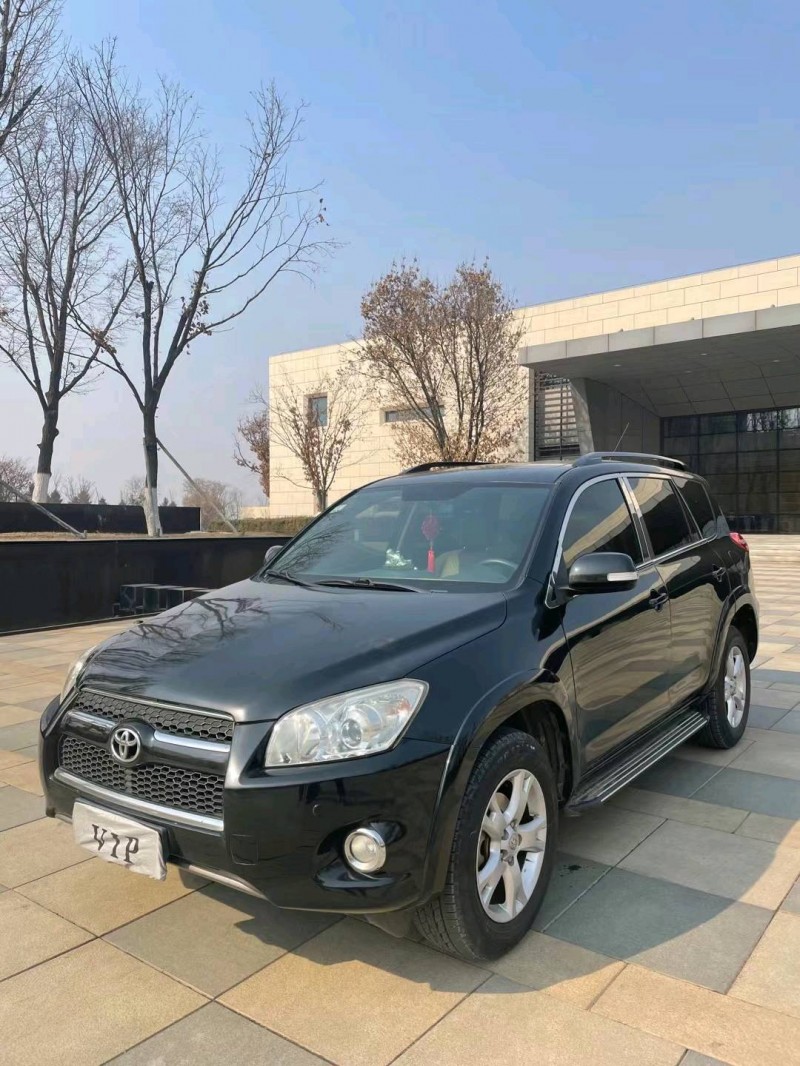 沈陽12年豐田RAV43