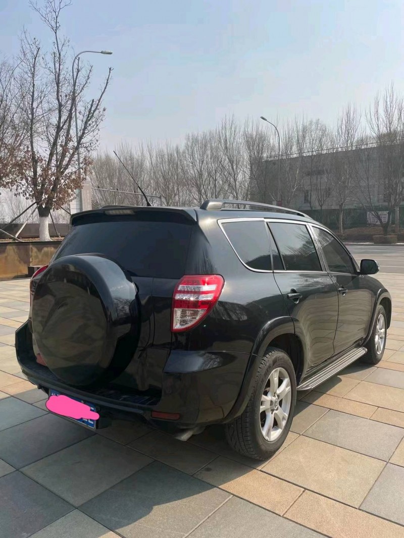 沈陽12年豐田RAV47