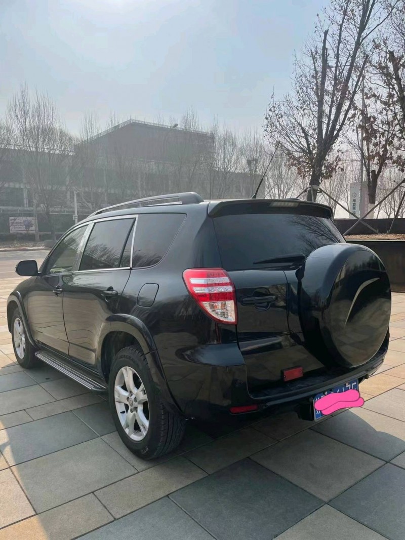 沈陽12年豐田RAV48
