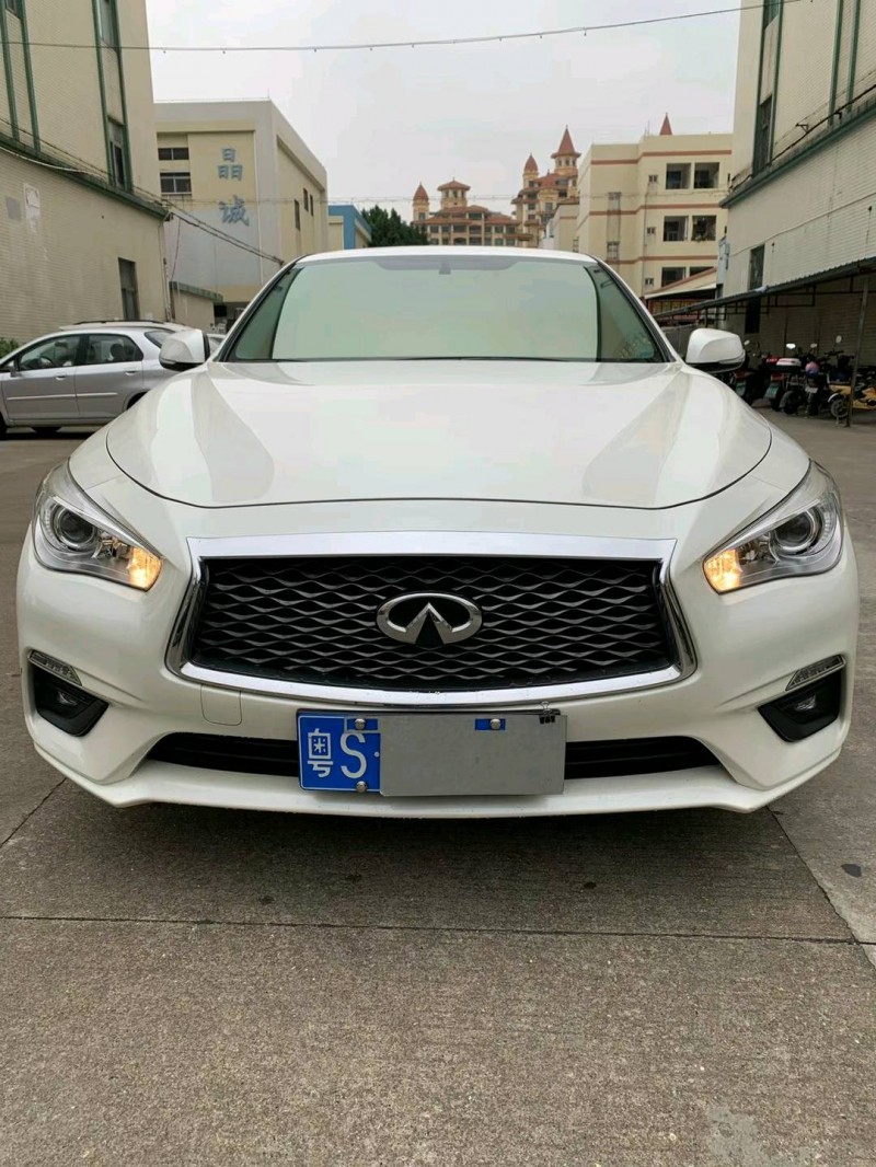 中山20年英菲尼迪Q50L1