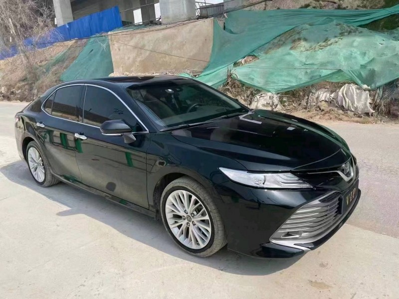 潍坊19年丰田凯美瑞3