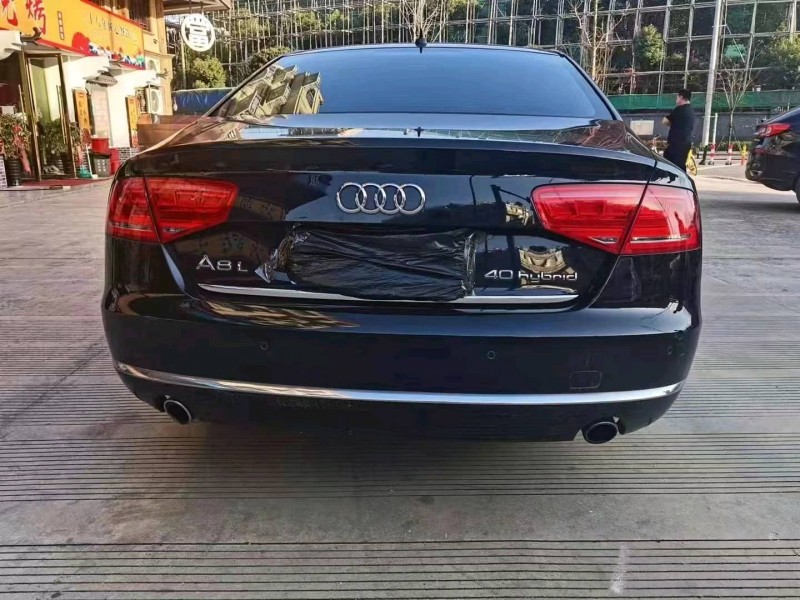 煙臺15年奧迪A8L4