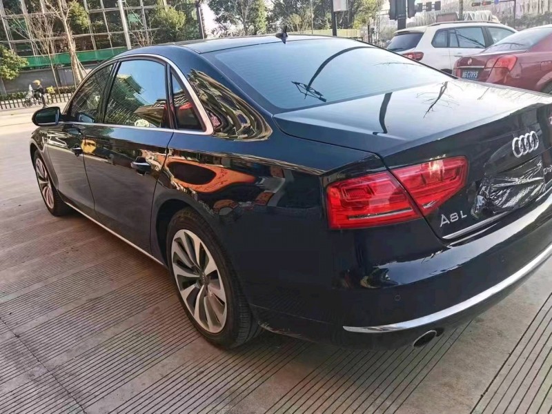 煙臺15年奧迪A8L9