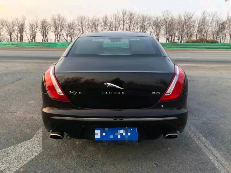 天津12年捷豹XJL5