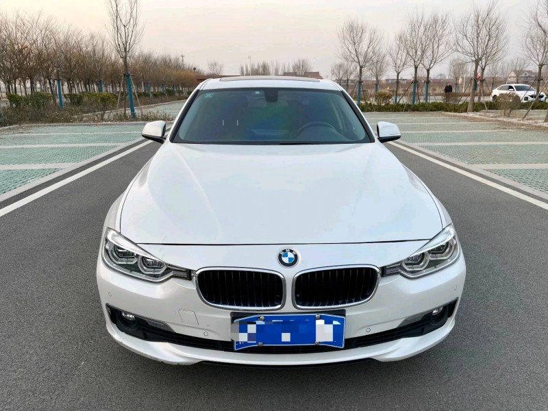 北京17年宝马3系1