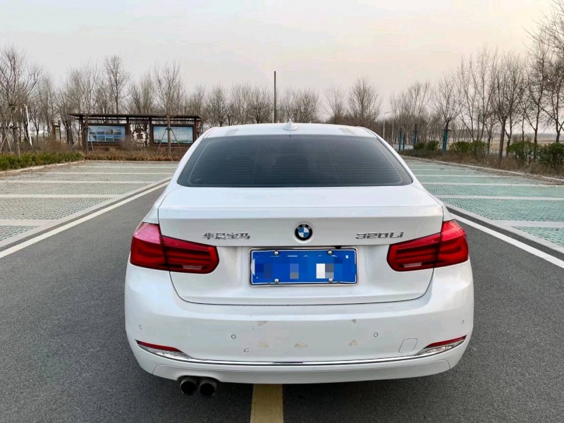 北京17年宝马3系5