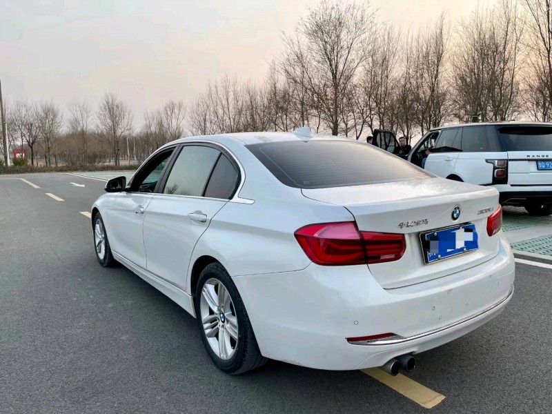 北京17年宝马3系4