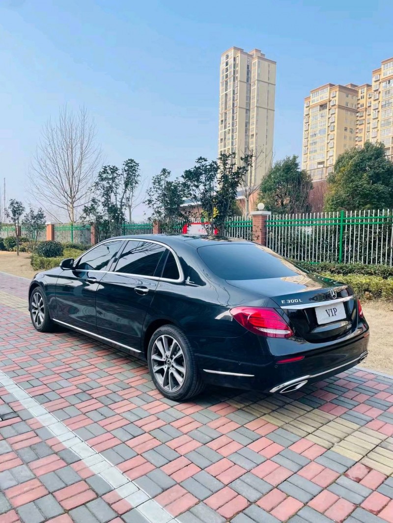 阜陽17年奔馳E8