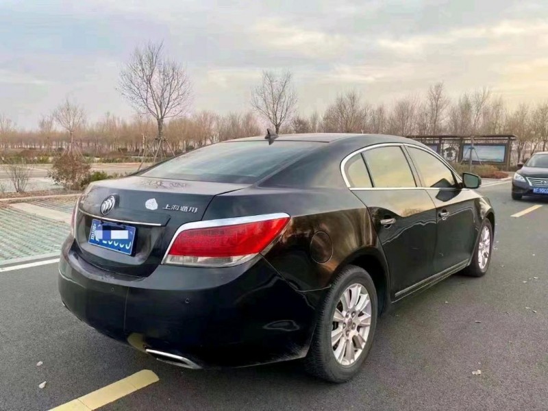 北京13年别克君越6