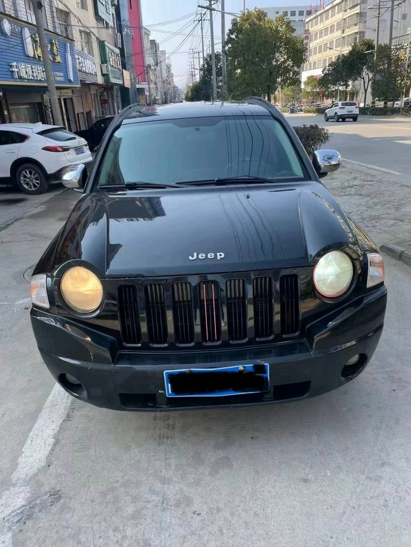 安慶10年Jeep指南者1