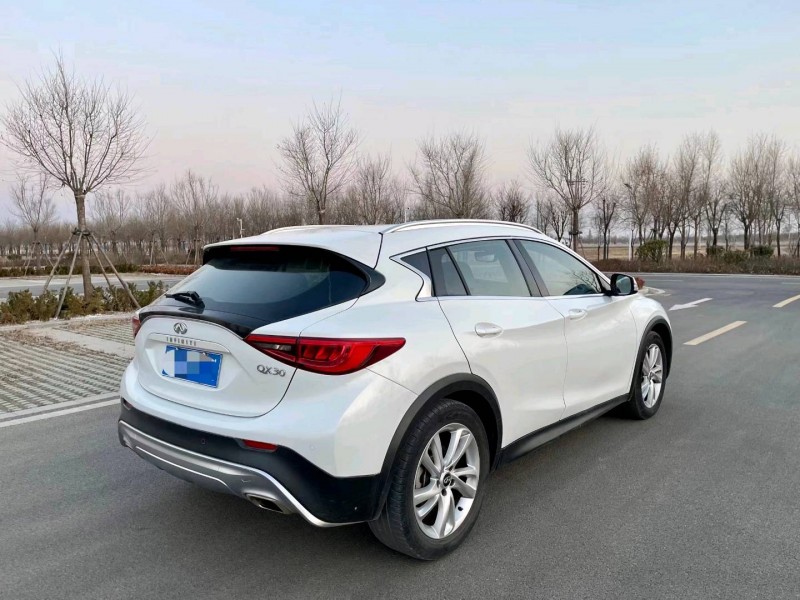 濰坊17年英菲尼迪QX306