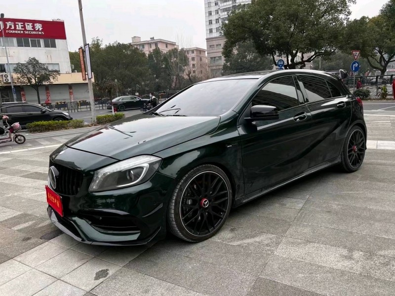 紹興14年奔馳AMG A8