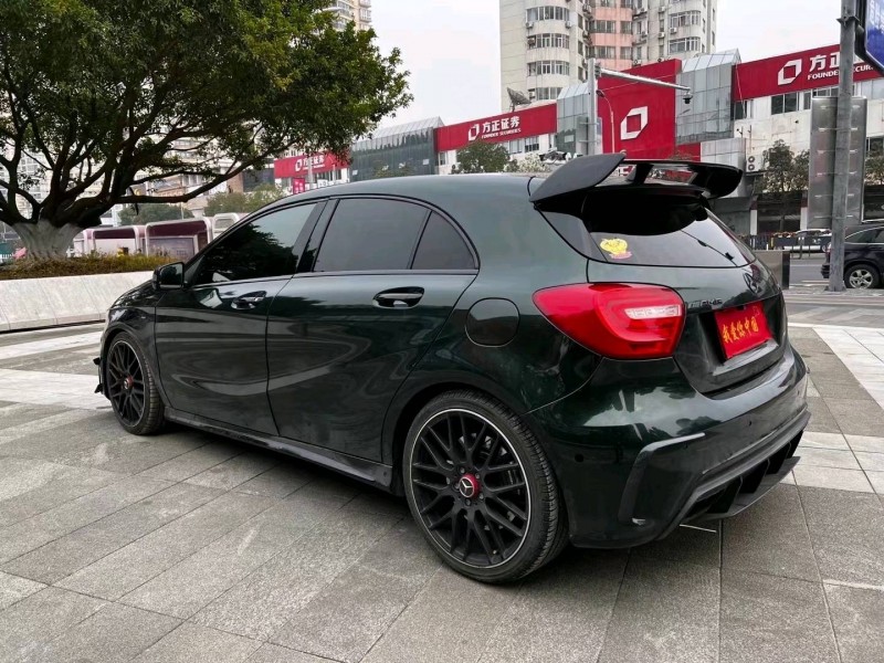 紹興14年奔馳AMG A6