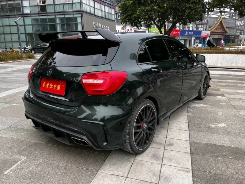 紹興14年奔馳AMG A5