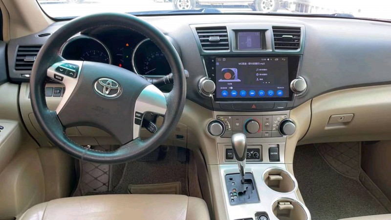 北京13年丰田汉兰达8