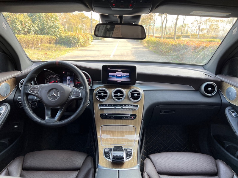 盐城18年奔驰GLC3