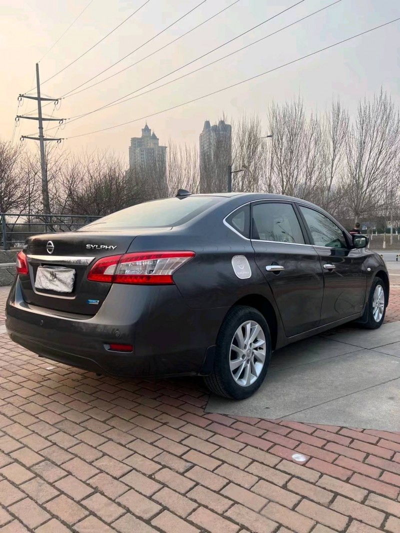 沈陽13年日產軒逸4