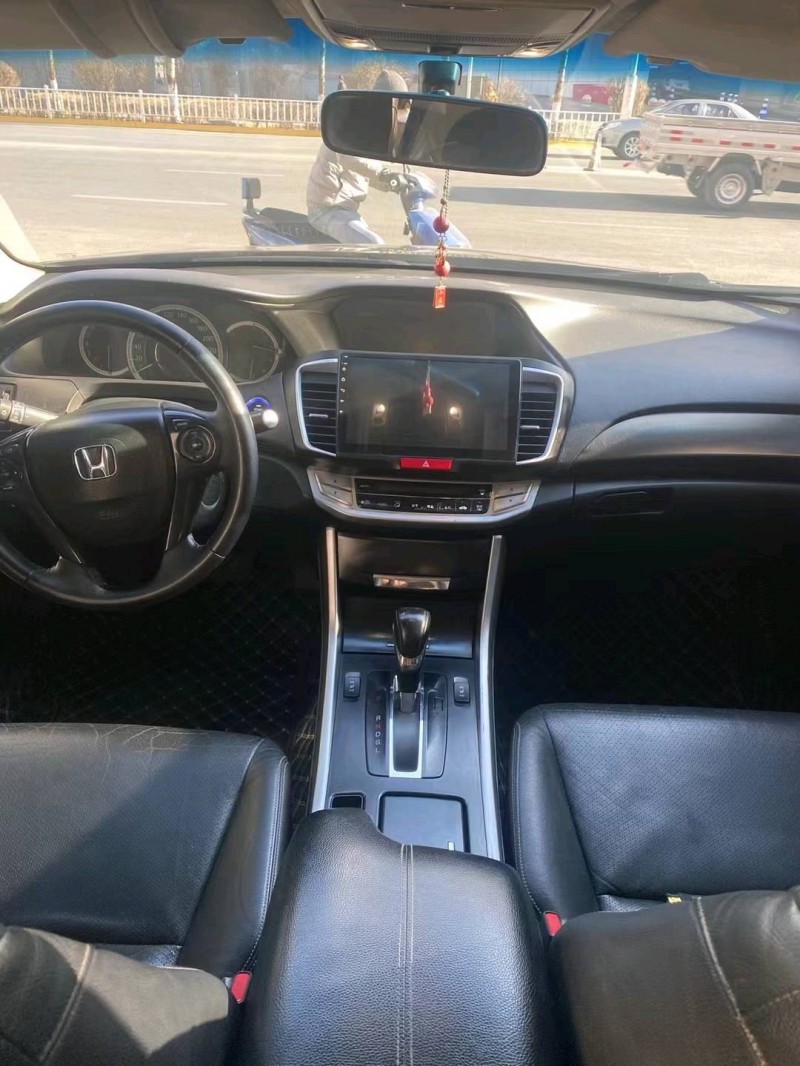 北京14年本田雅阁1