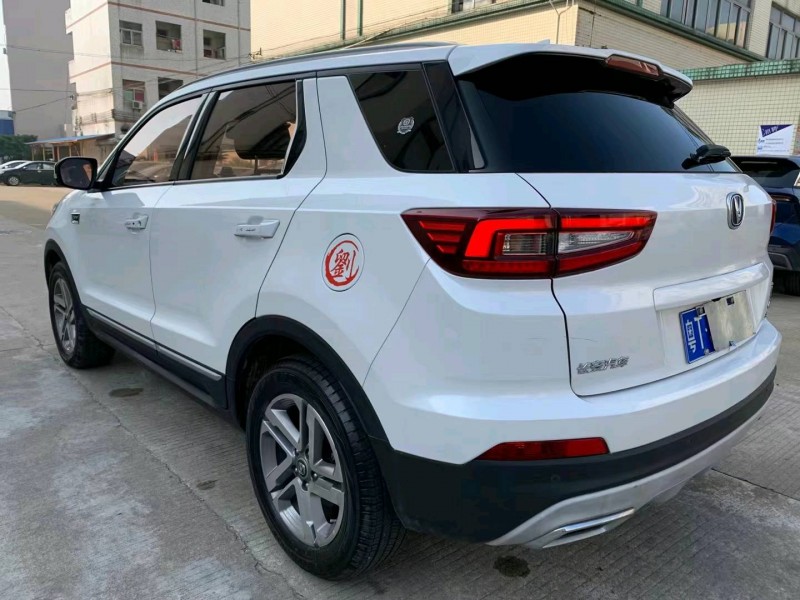 中山18年長安汽車CS556