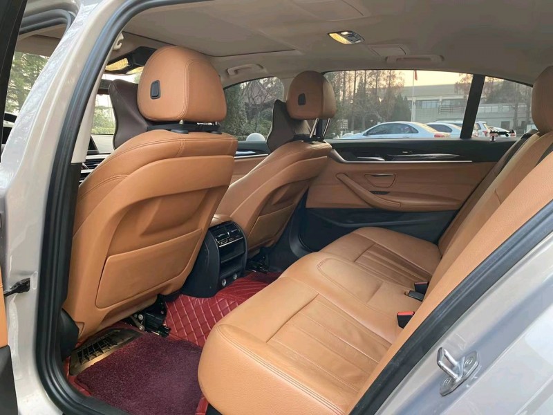 徐州18年宝马5系4