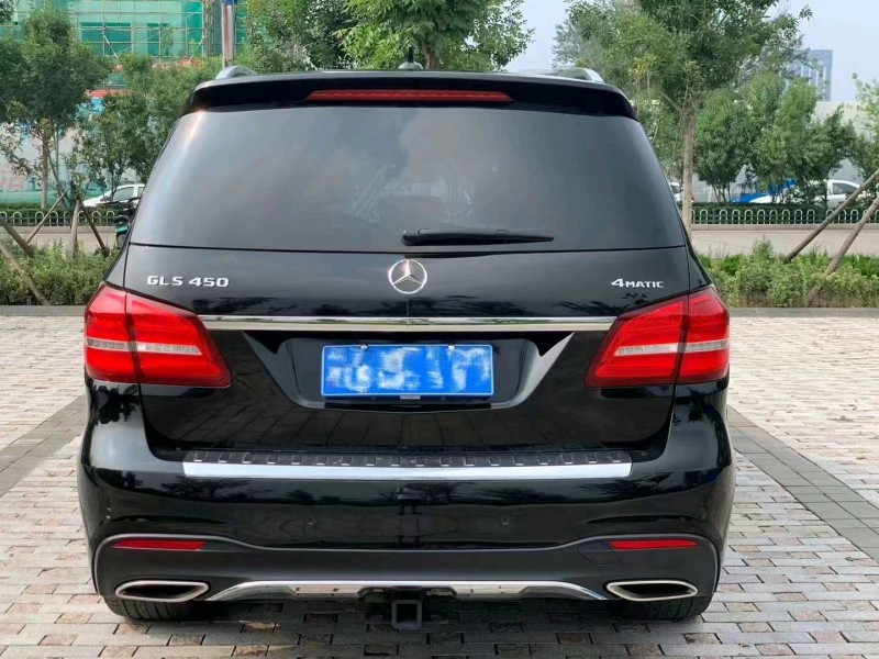 北京19年奔驰GLS4