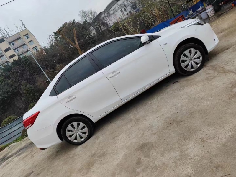 重慶19年豐田YARiS L 致炫3