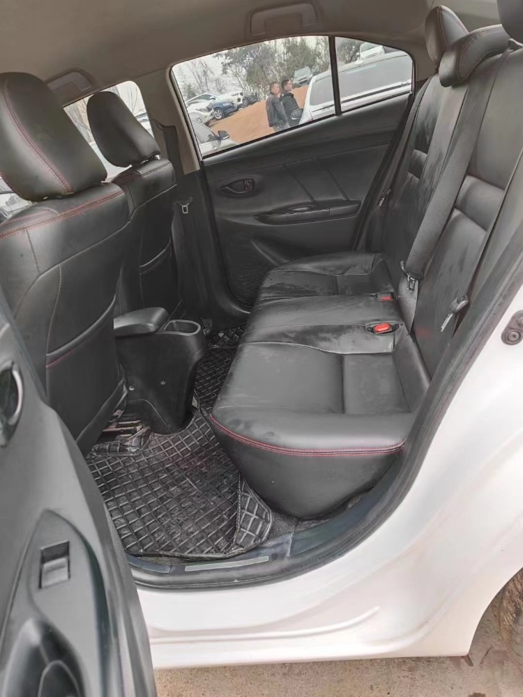 重慶19年豐田YARiS L 致炫5