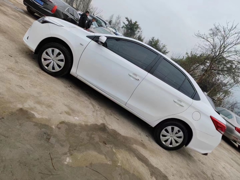 重慶19年豐田YARiS L 致炫9