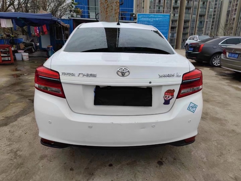 重慶19年豐田YARiS L 致炫7