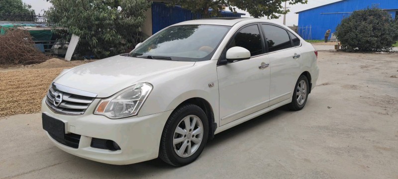 鶴壁14年日產軒逸2