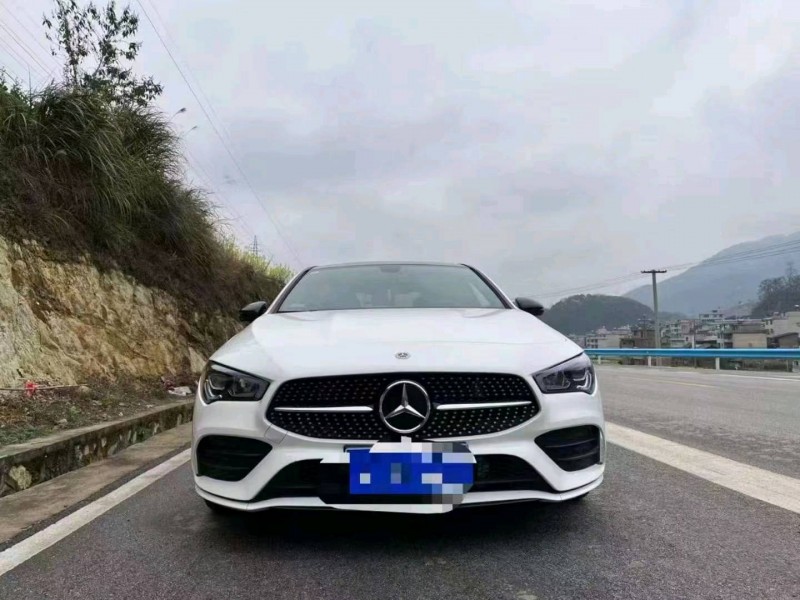貴陽21年奔馳CLA1