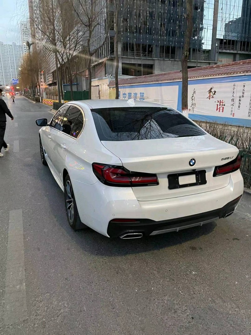 西寧21年寶馬5系5