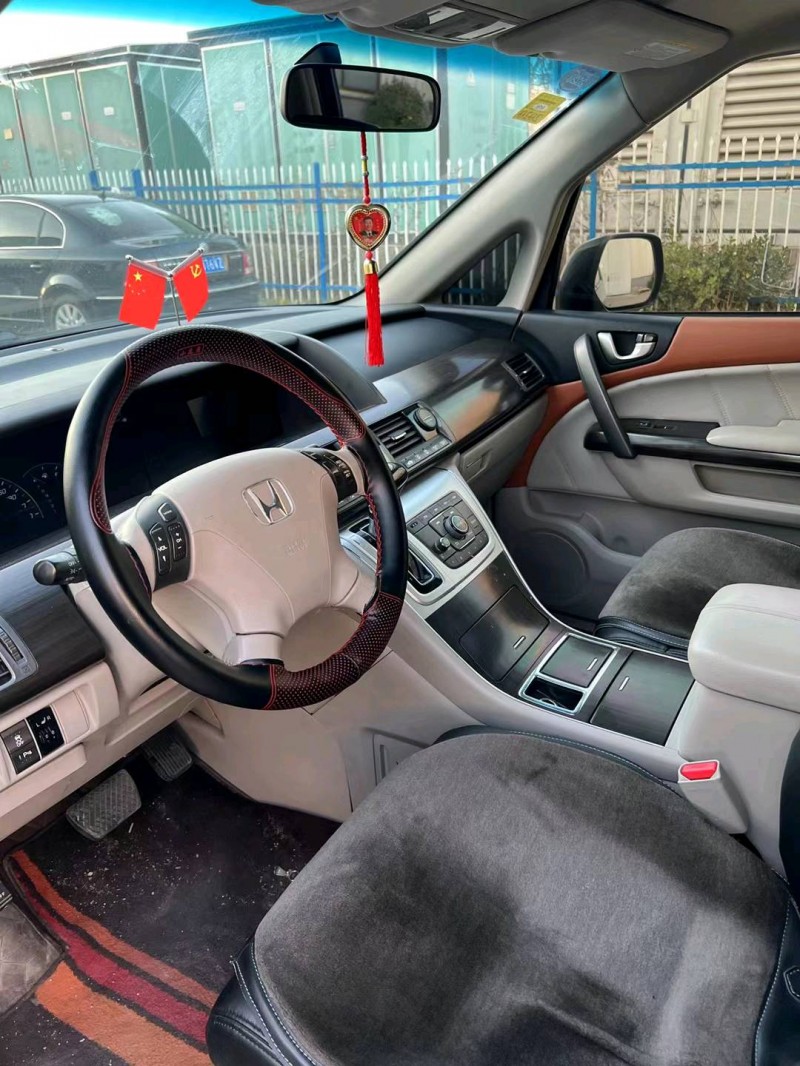 徐州13年本田艾力绅4