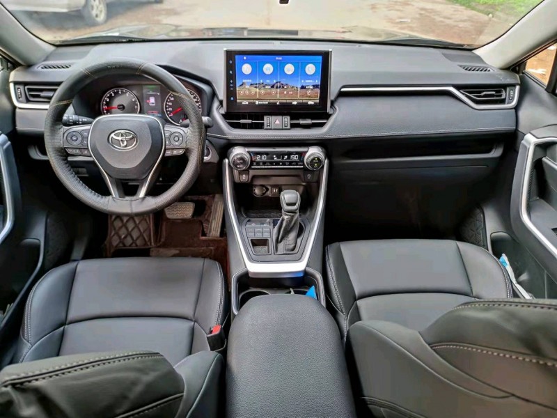 北京20年丰田威兰达8