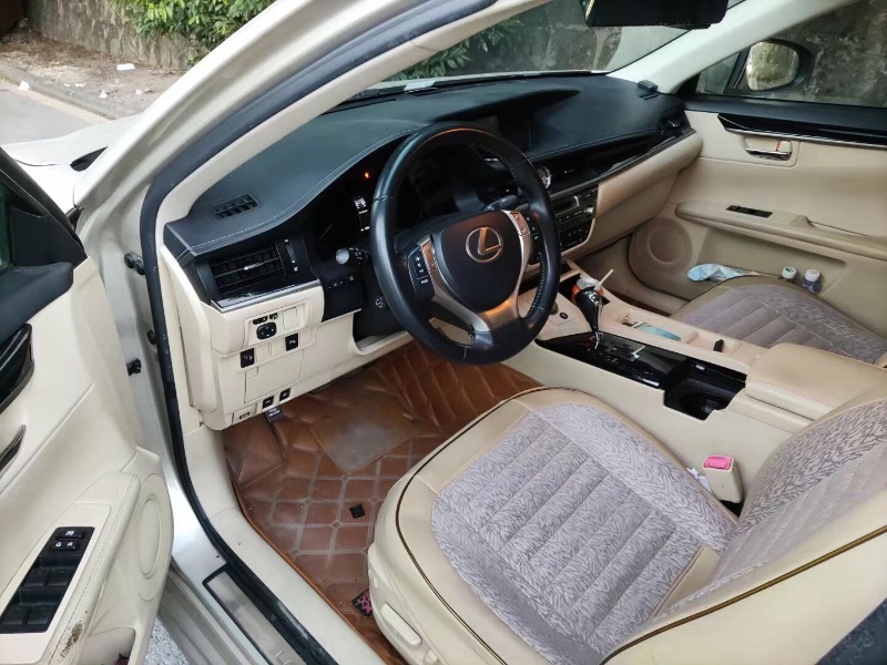 广州13年雷克萨斯ES2