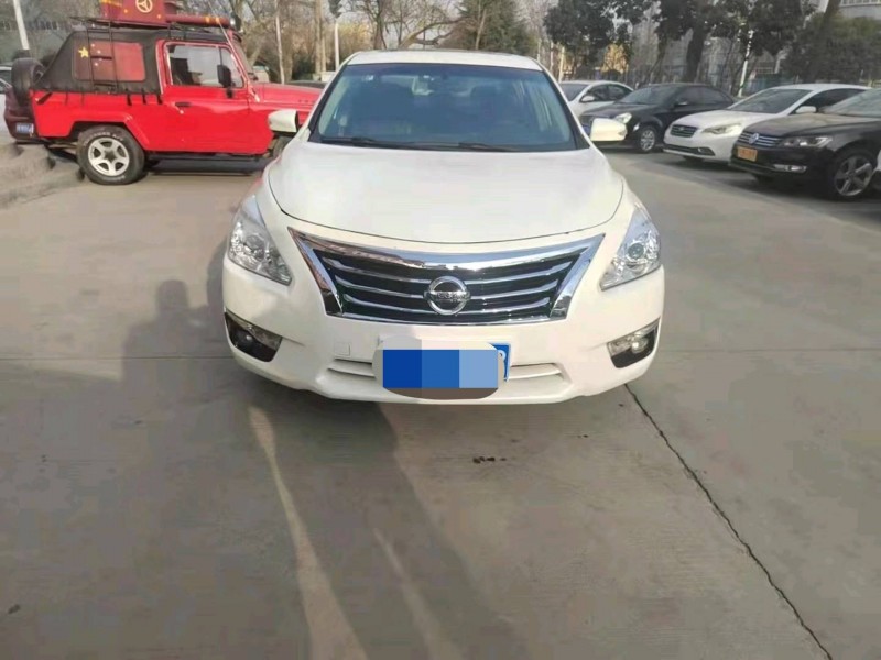 新鄉16年日產天籟2