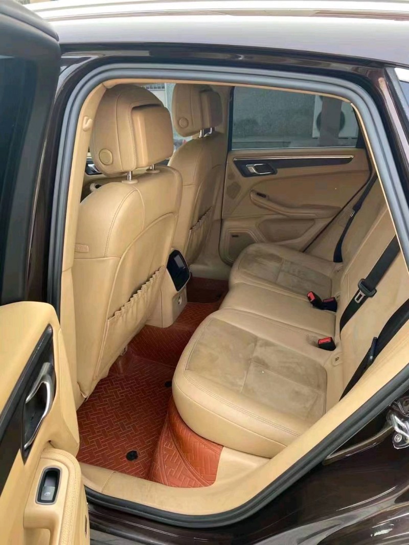 南通14年保時捷Macan9