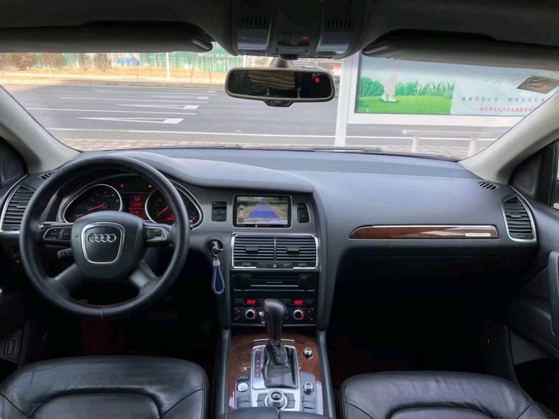 張家口11年奧迪Q74