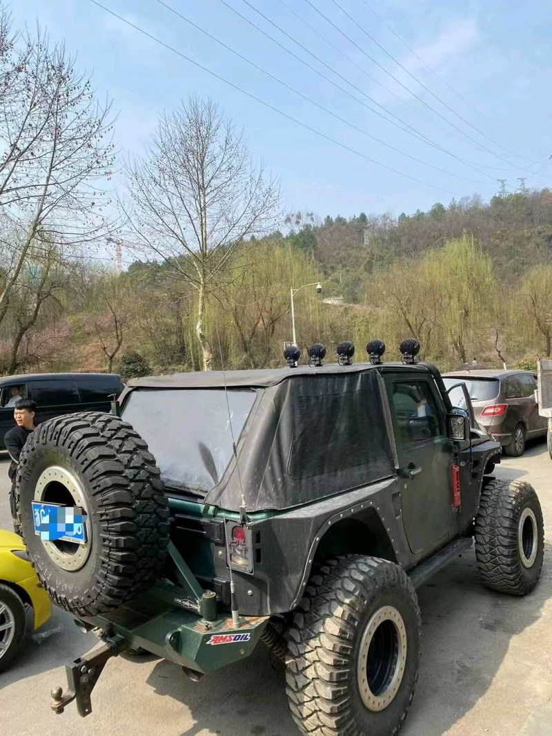 遵義09年Jeep牧馬人6