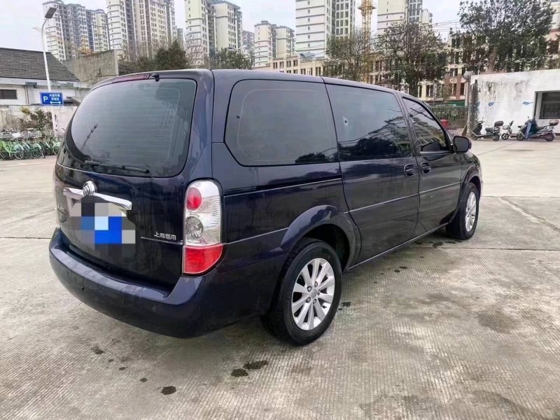 連云港13年別克GL88