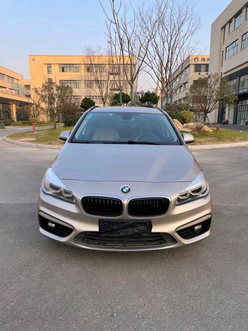 徐州17年宝马2系8
