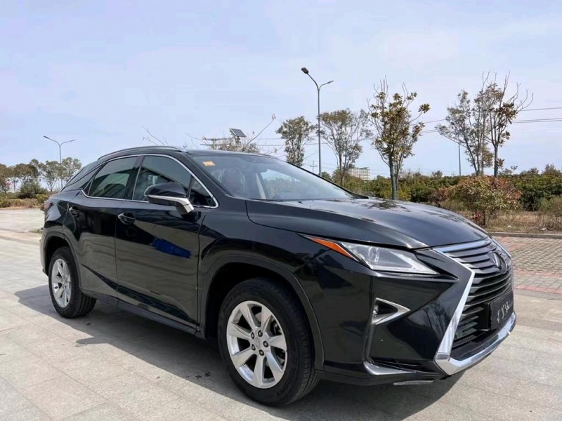 鹽城17年雷克薩斯RX8