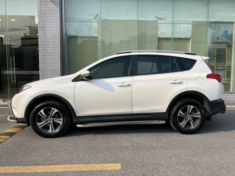 广州15年丰田RAV46