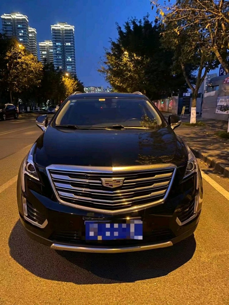 重慶17年凱迪拉克XT51