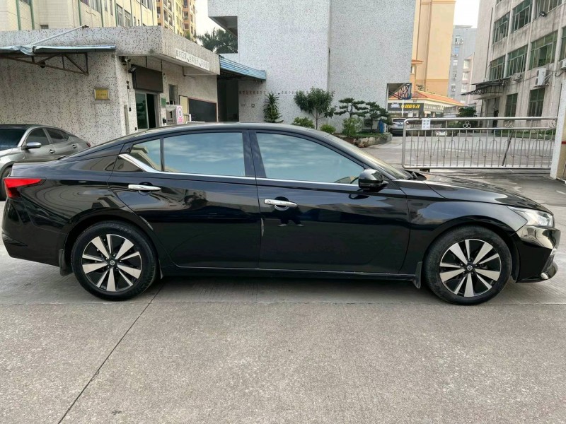 中山21年日產天籟2